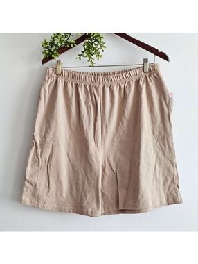 Basic Editions Beige Lounge Shorts Womens Large High Waist Pockets NWT